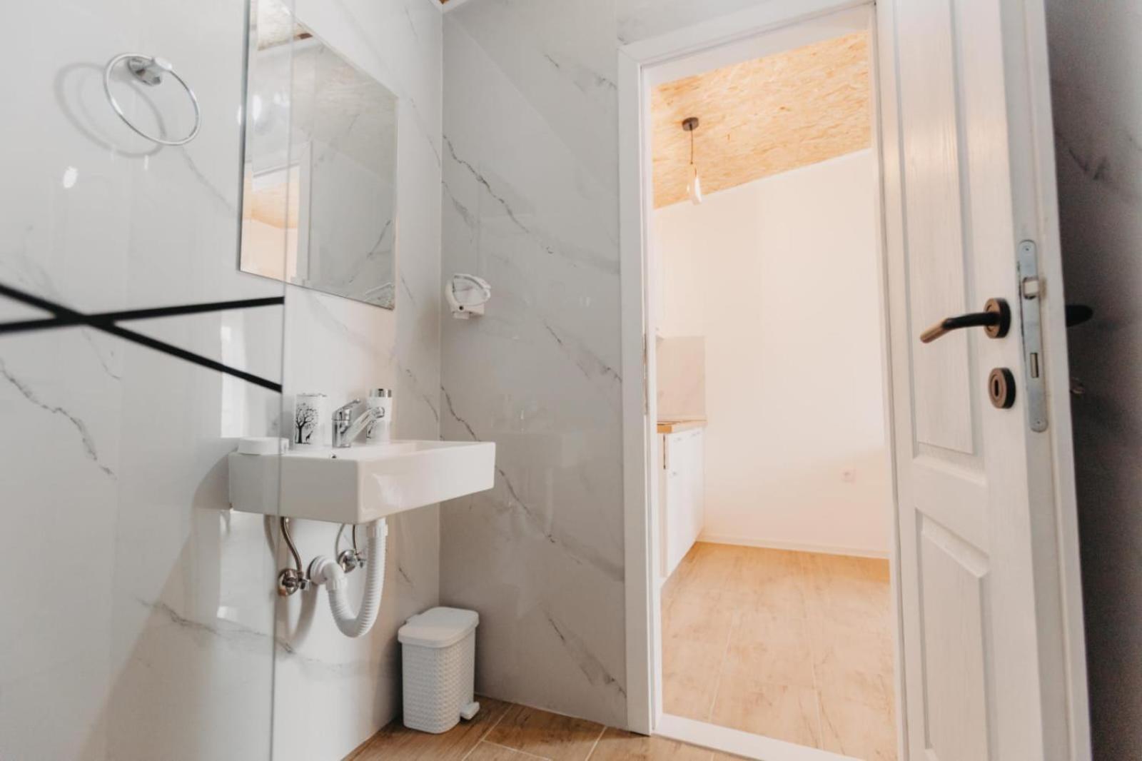 Apartmani Rosa Nevesinje Eksteriør billede